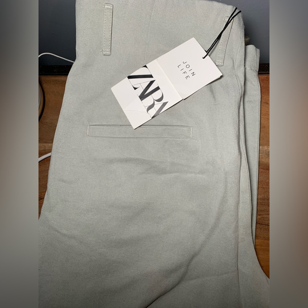 Zara chinos